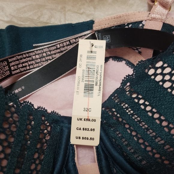 Victorias Secret Plunge Push Up Bra - Picture 4 of 4